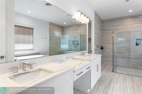 9224 Crestview Circle Palm Beach Gardens FL 33412