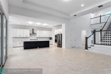 9224 Crestview Circle Palm Beach Gardens FL 33412