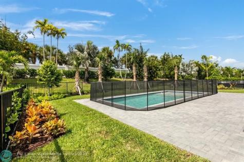 9224 Crestview Circle Palm Beach Gardens FL 33412