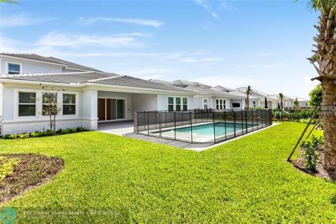 9224 Crestview Circle Palm Beach Gardens FL 33412