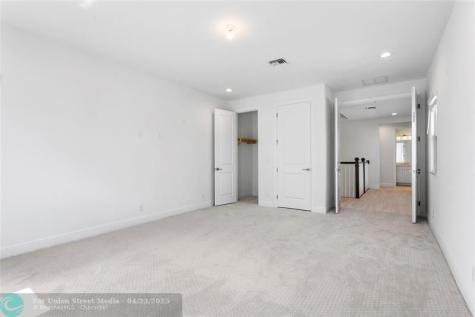 9224 Crestview Circle Palm Beach Gardens FL 33412