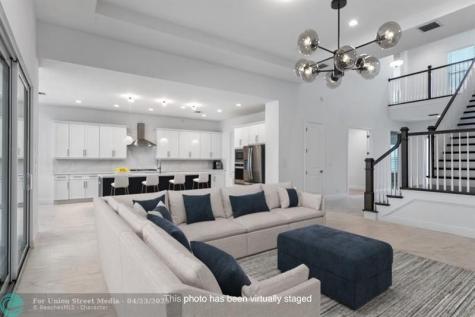 9224 Crestview Circle Palm Beach Gardens FL 33412