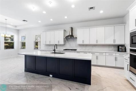 9224 Crestview Circle Palm Beach Gardens FL 33412
