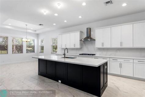 9224 Crestview Circle Palm Beach Gardens FL 33412
