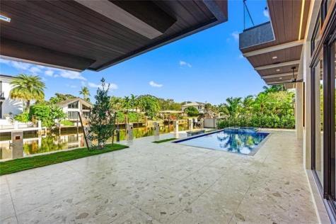2441 NE 48th Court Lighthouse Point FL 33064