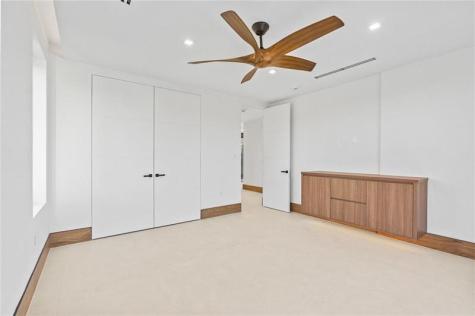 2441 NE 48th Court Lighthouse Point FL 33064