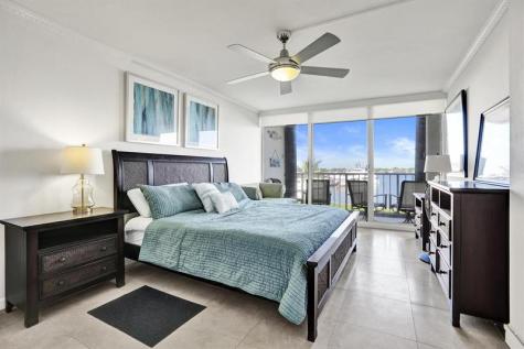 132 Lakeshore Drive North Palm Beach FL 33408
