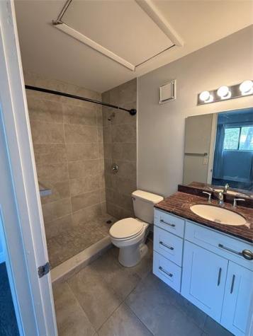 320 E Palm Circle E Pembroke Pines FL 33025