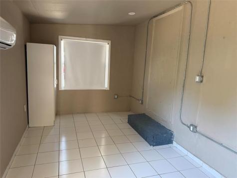 1006 NW 112th Terrace Miami FL 33168