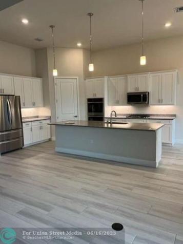 7813 Deer Lake Court Parkland FL 33067
