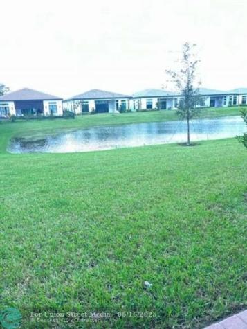 7813 Deer Lake Court Parkland FL 33067
