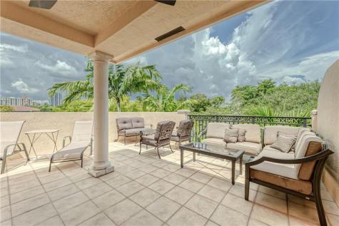 1206 NE 1st Street Fort Lauderdale FL 33301