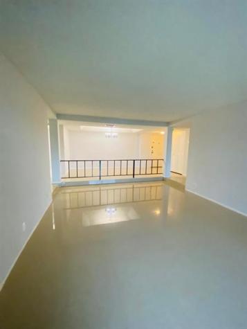 3760 Inverrary Drive Lauderhill FL 33319