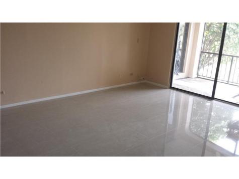 3760 Inverrary Drive Lauderhill FL 33319