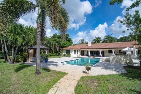 8208 Twin Lake Drive Boca Raton FL 33496