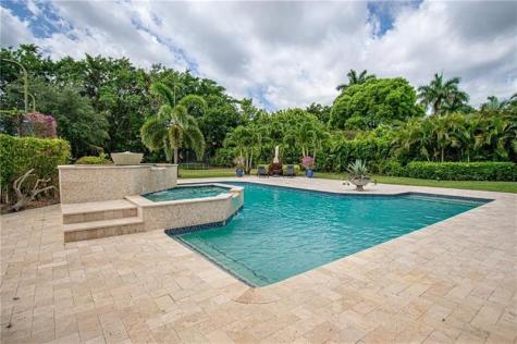 8208 Twin Lake Drive Boca Raton FL 33496