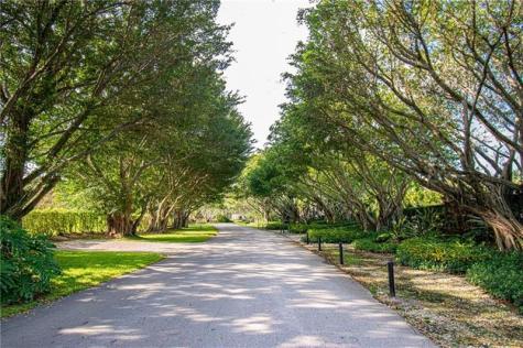 8208 Twin Lake Drive Boca Raton FL 33496