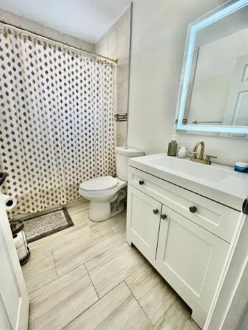 3350 Turtle Cove West Palm Beach FL 33411