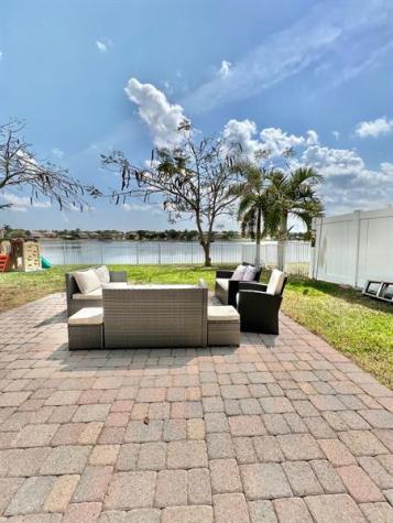 3350 Turtle Cove West Palm Beach FL 33411