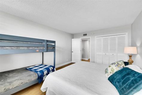 4020 W Palm Aire Drive Pompano Beach FL 33069
