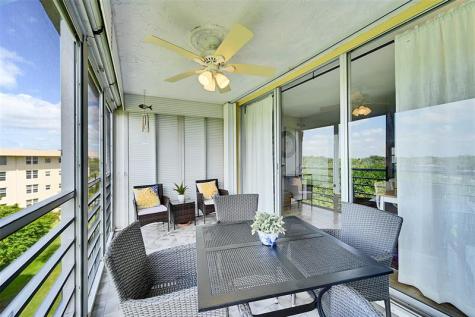 4020 W Palm Aire Drive Pompano Beach FL 33069