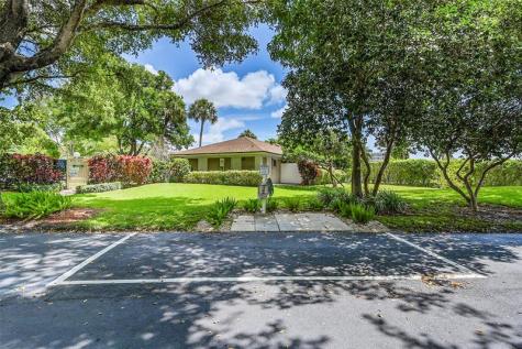 4020 W Palm Aire Drive Pompano Beach FL 33069