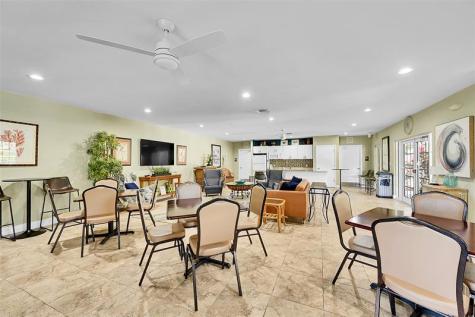 4020 W Palm Aire Drive Pompano Beach FL 33069
