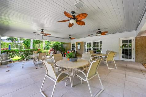 4020 W Palm Aire Drive Pompano Beach FL 33069
