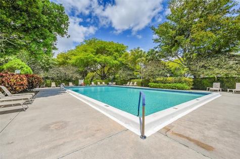 4020 W Palm Aire Drive Pompano Beach FL 33069
