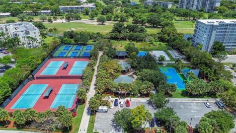 4020 W Palm Aire Drive Pompano Beach FL 33069