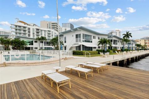 425 Bayshore Drive Fort Lauderdale FL 33304