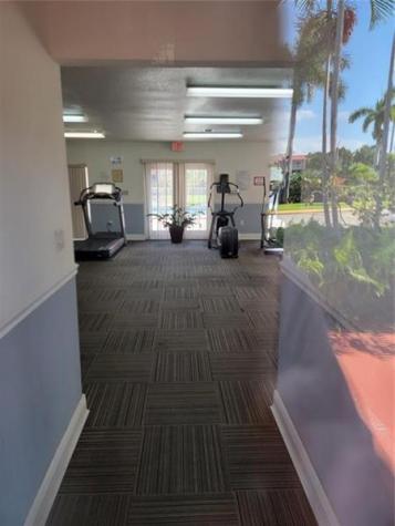 5221 Geneva Way Doral FL 33166
