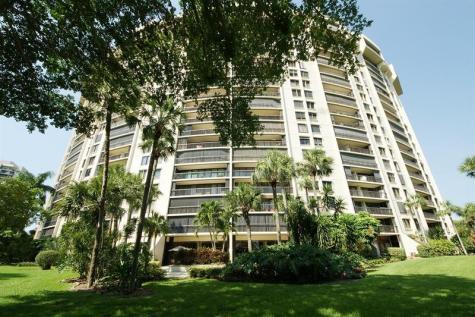 2480 Presidential Way West Palm Beach FL 33401