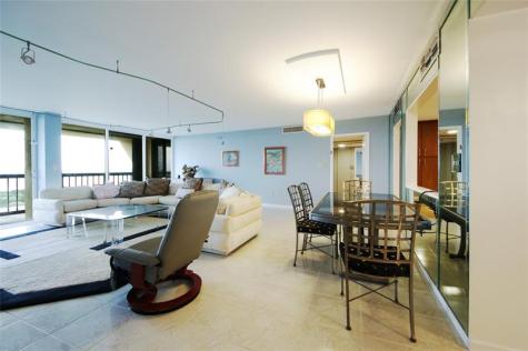 2480 Presidential Way West Palm Beach FL 33401