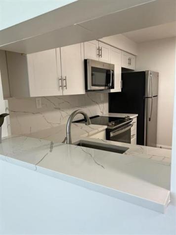 735 NW 91st Terrace Plantation FL 33324