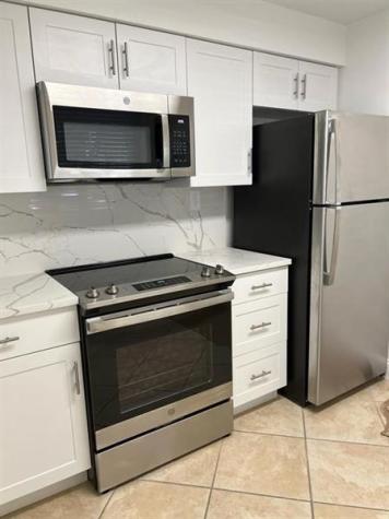 735 NW 91st Terrace Plantation FL 33324