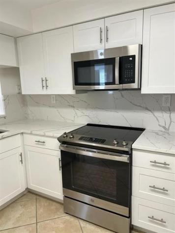 735 NW 91st Terrace Plantation FL 33324
