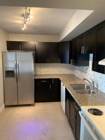 4216 Inverrary Boulevard Lauderhill FL 33319