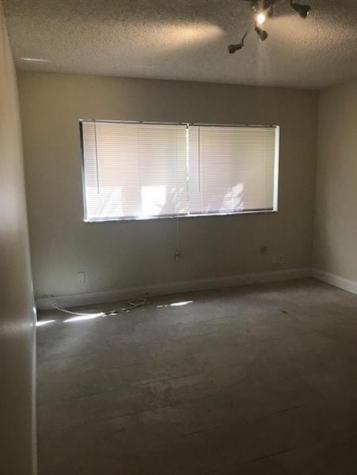 4216 Inverrary Boulevard Lauderhill FL 33319