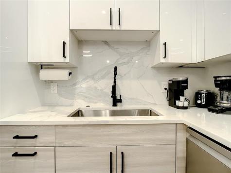 2100 NE 45th Street Fort Lauderdale FL 33308