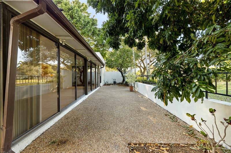 6825 Allegre Court Boca Raton FL 33433