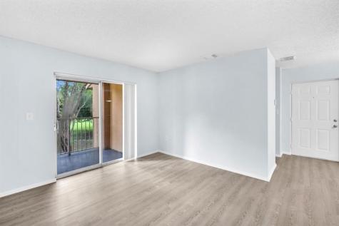 6881 NW 173rd Drive Hialeah FL 33015