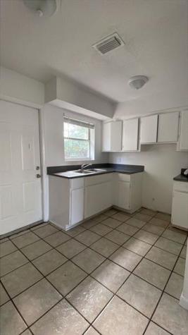 140 NW 40th Street Oakland Park FL 33309