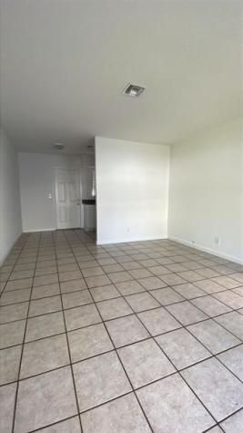 140 NW 40th Street Oakland Park FL 33309