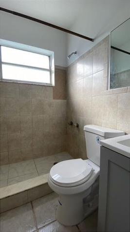 140 NW 40th Street Oakland Park FL 33309