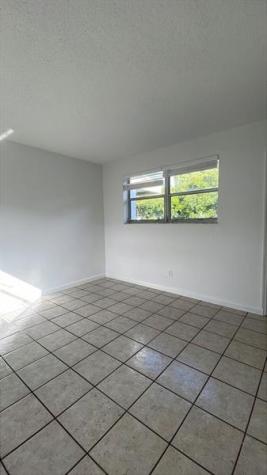 140 NW 40th Street Oakland Park FL 33309