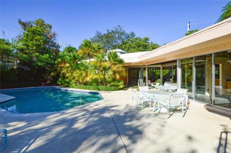 2132 Bayview Drive Fort Lauderdale FL 33305
