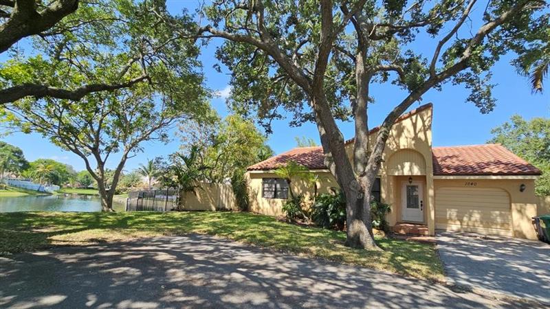 2840 Begonia Way Cooper City FL 33026