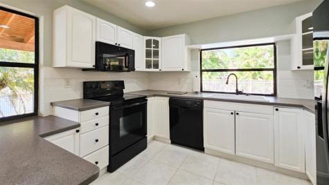 2840 Begonia Way Cooper City FL 33026