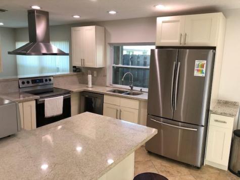 60 Forest Circle Hollywood FL 33026